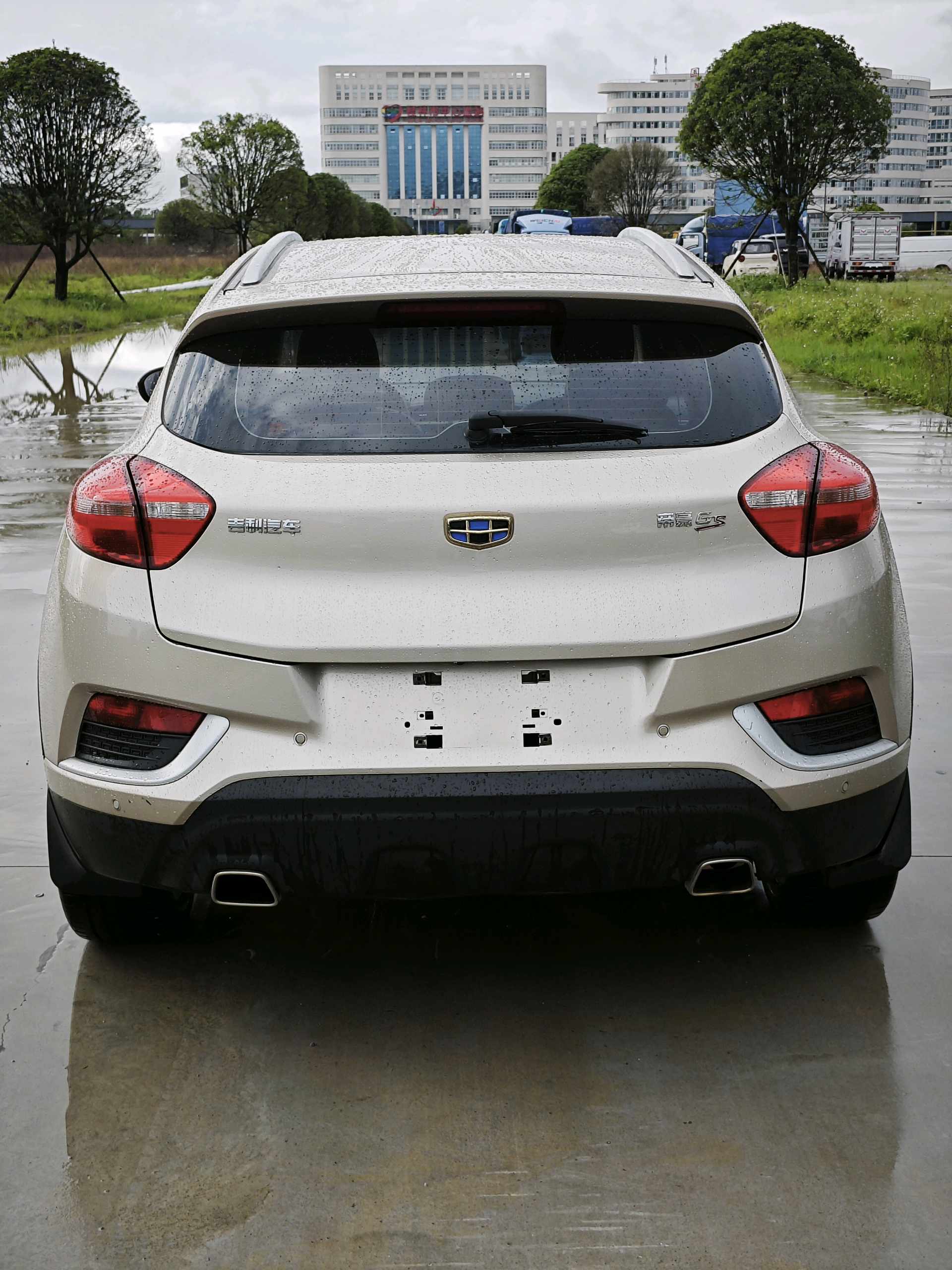 GEELY Emgrand GS 2017 car image #6