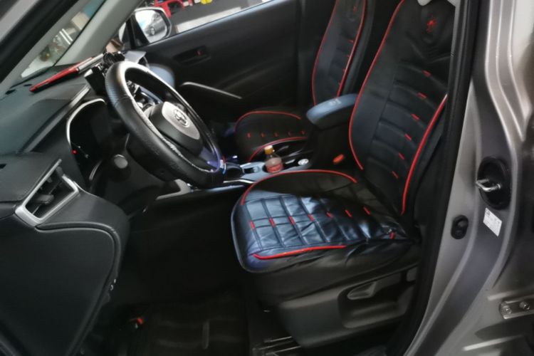 Toyota Corolla Cross 2023 immagine di auto #15