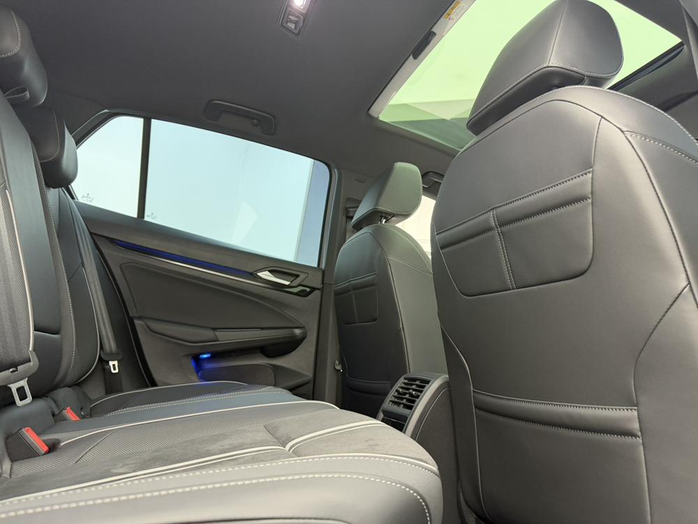Volkswagen Golf 2021 #20 Volkswagen Golf 2021 car image #20