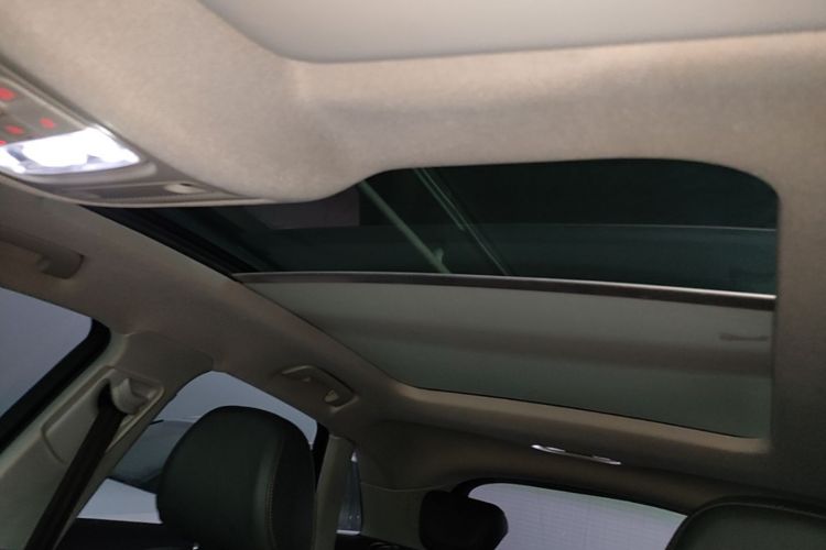 Audi Q3 2018 #18 Audi Q3 2018 car image #18