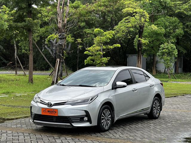 Toyota Corolla 2019 #19 Toyota Corolla 2019 car image #19