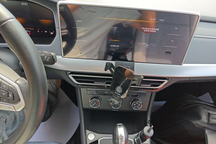 Volkswagen Lavida 2023 car image #17