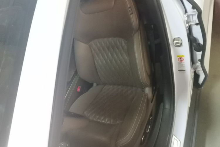 BYD Han 2022 car image #15