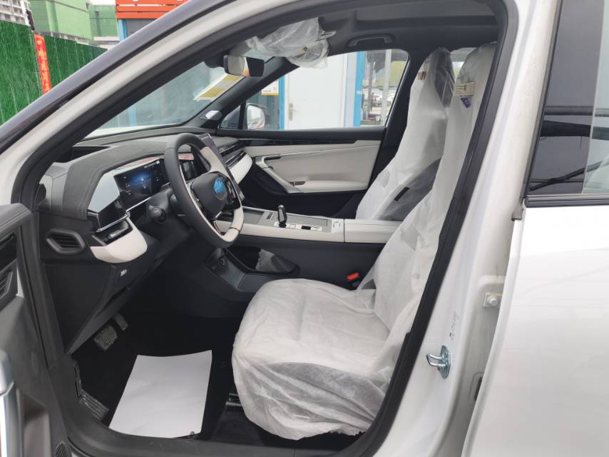 GEELY Boyue L 2026 imagen de coche #5