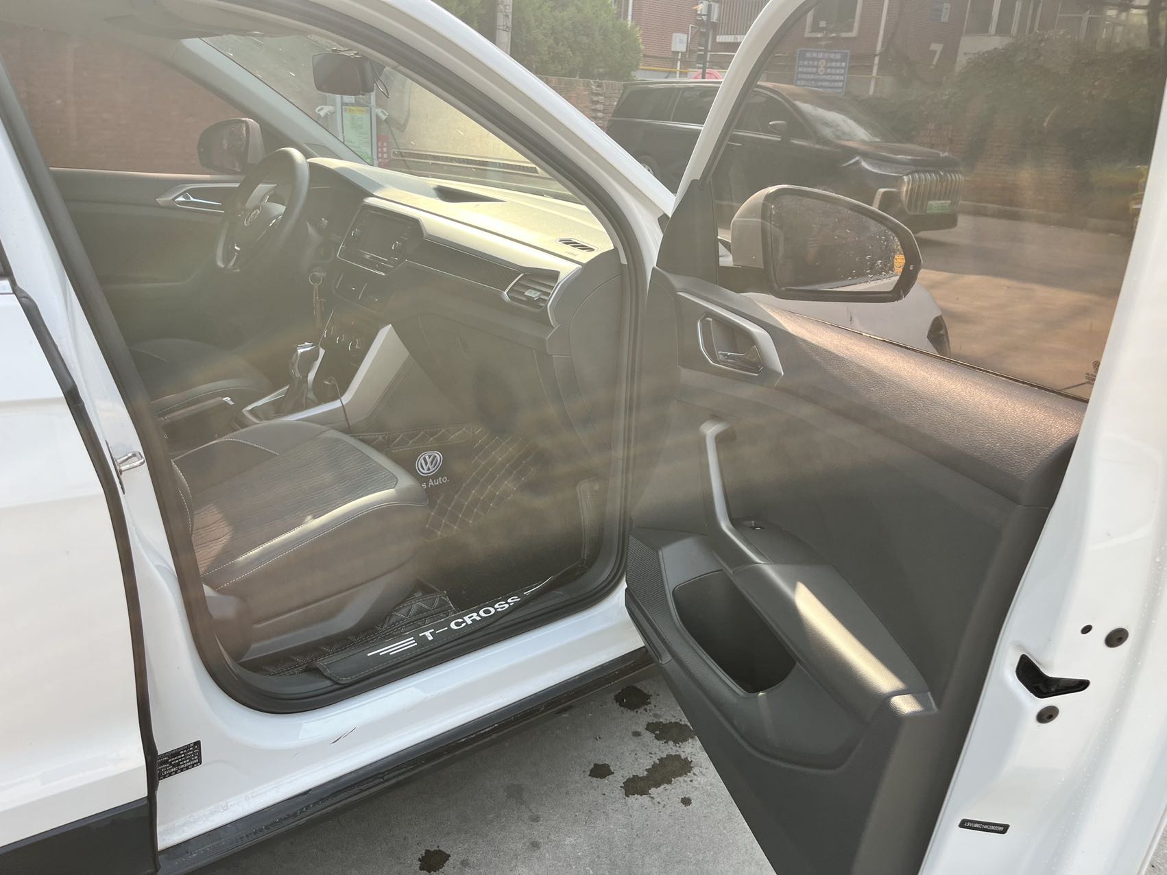 Volkswagen T-Cross 2020 immagine di auto #8