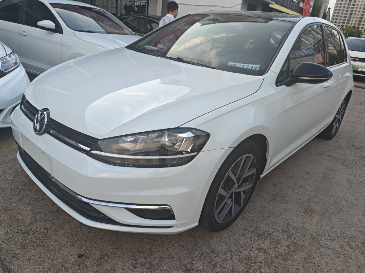 Volkswagen Golf 2020 Volkswagen Golf 2020 car image