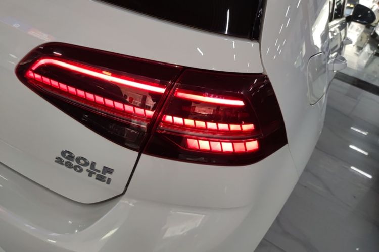 Volkswagen Golf 2019 #8 Volkswagen Golf 2019 car image #8