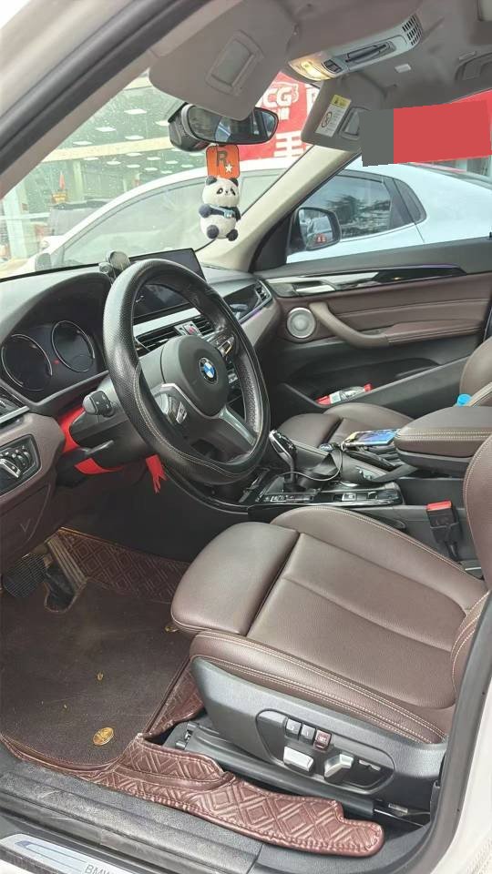 2023 car image #4