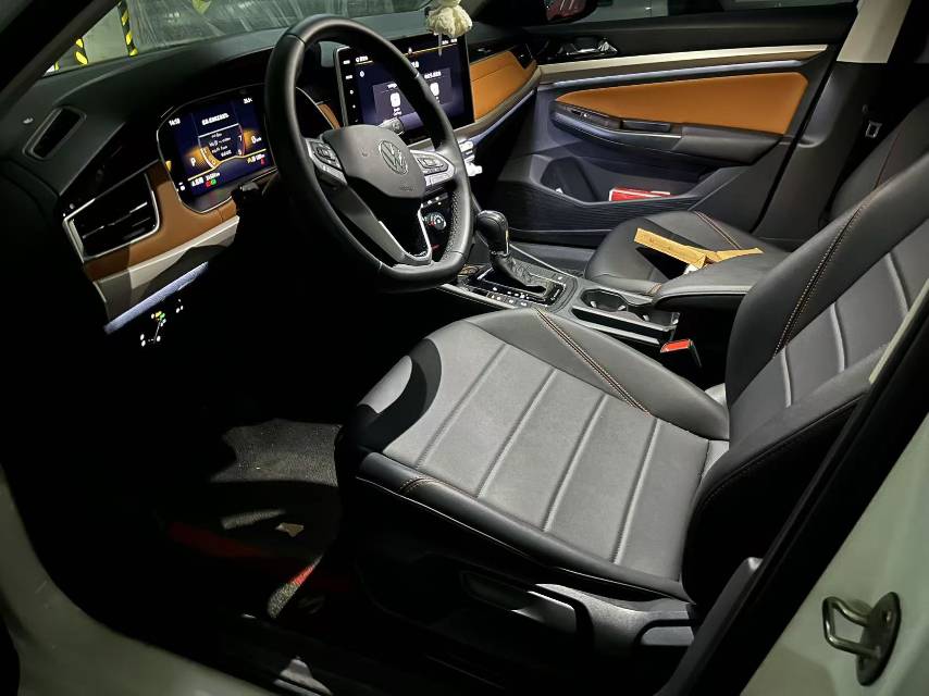 Volkswagen Bora 2023 car image #7