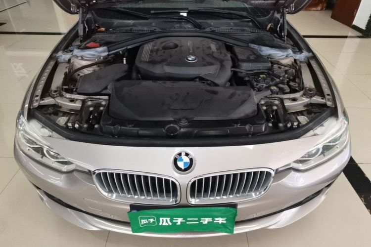 BMW 3 Series 2017 #20 BMW 3 Series 2017 car image #20