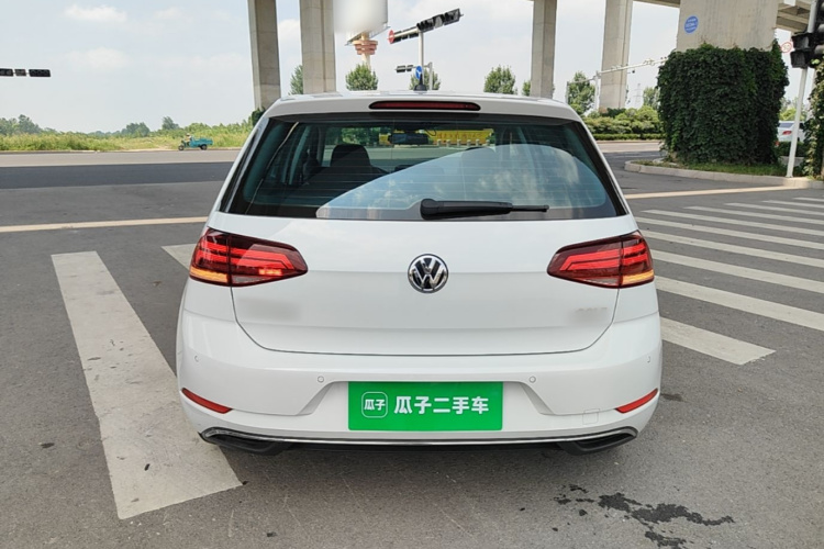 Volkswagen Golf 2020 #6 Volkswagen Golf 2020 car image #6