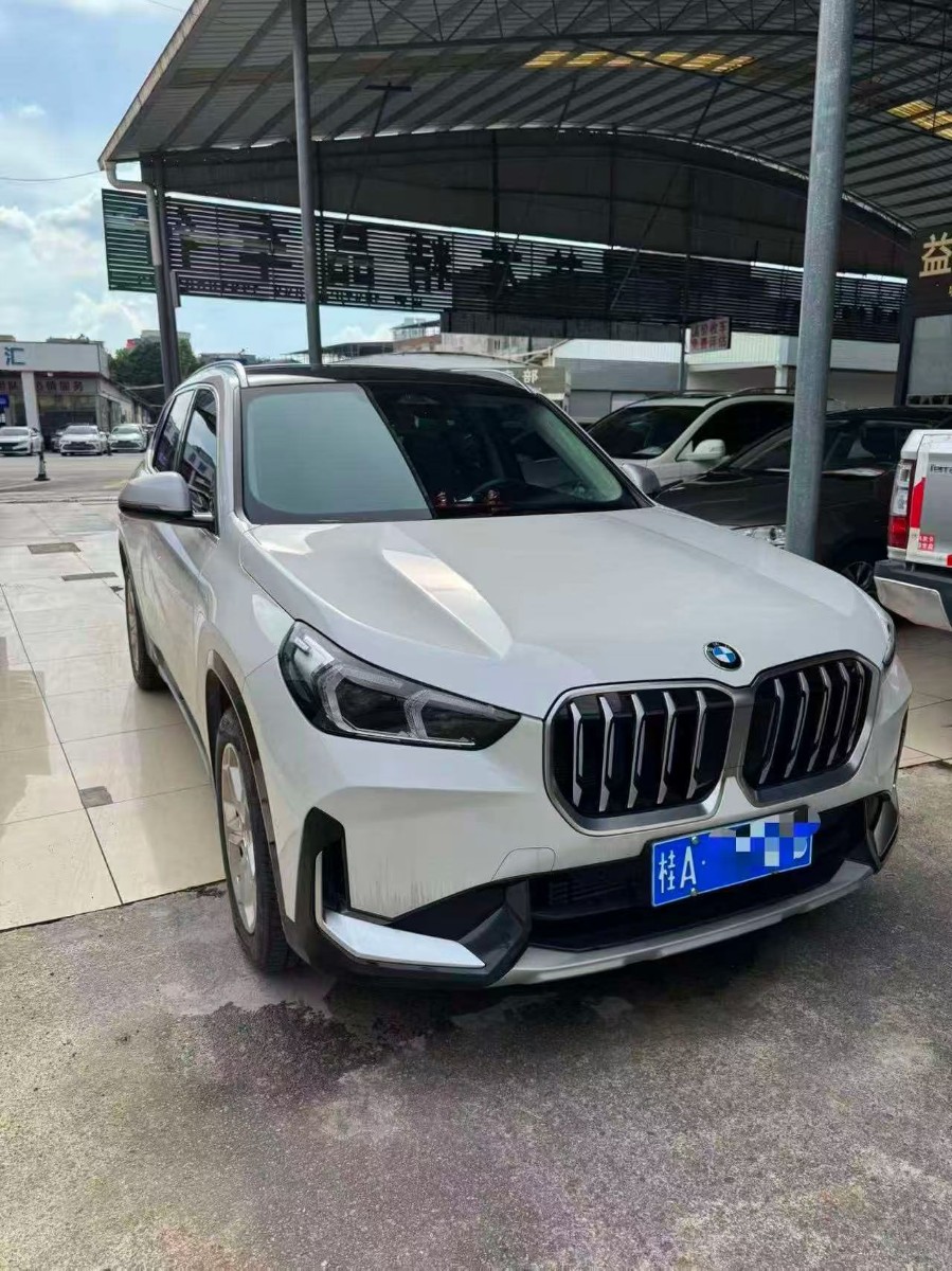 BMW X1 2023 BMW X1 2023 car image