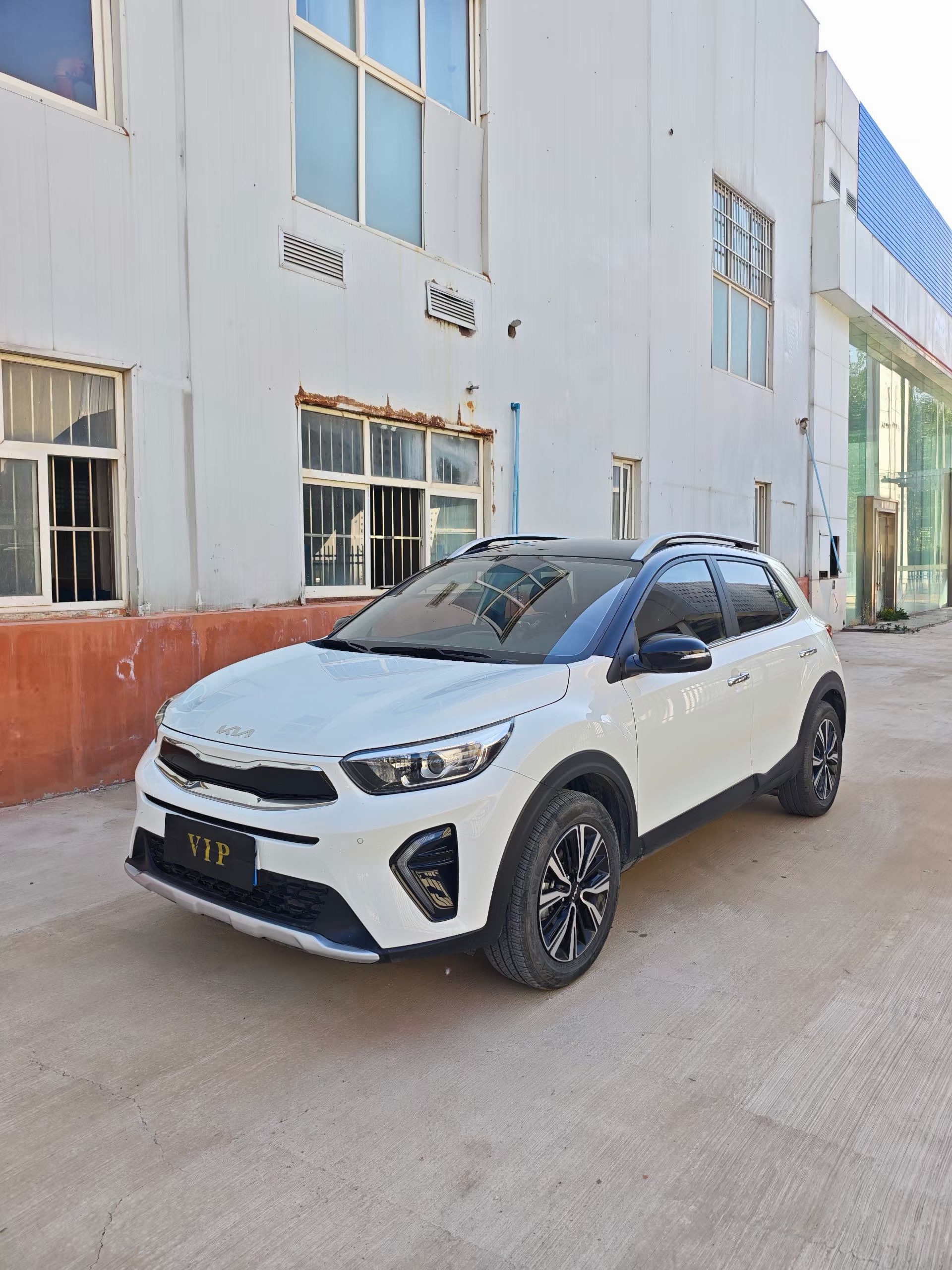 Kia KX1 2024 car image 
