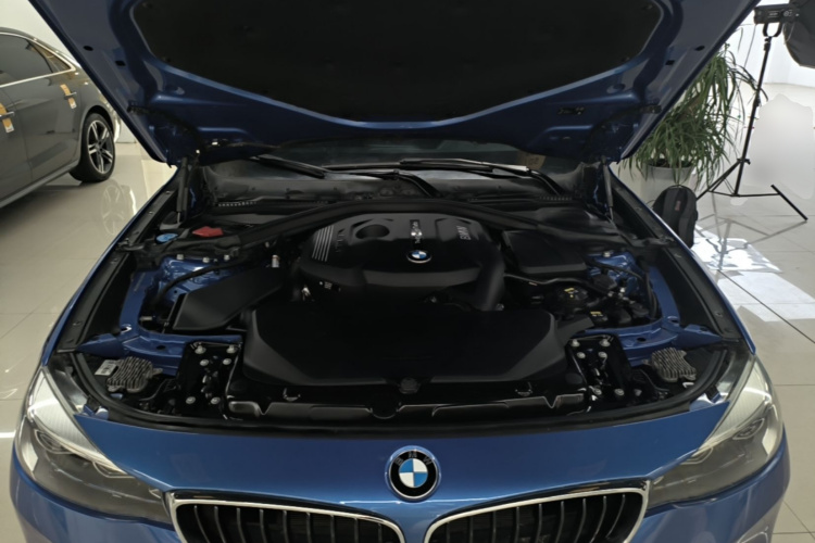 BMW 3 Series GT 2020 #22 BMW 3 Series GT 2020 car image #22