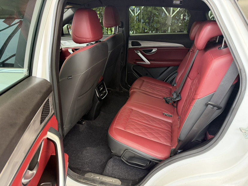 Jetour X70 PLUS 2023 car image #4