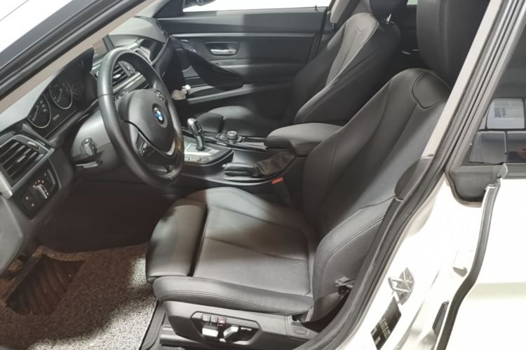 BMW 3 Series GT 2018 #15 BMW 3 Series GT 2018 car image #15