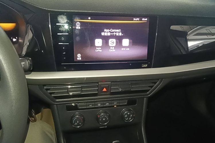 Volkswagen Lavida 2021 car image #13