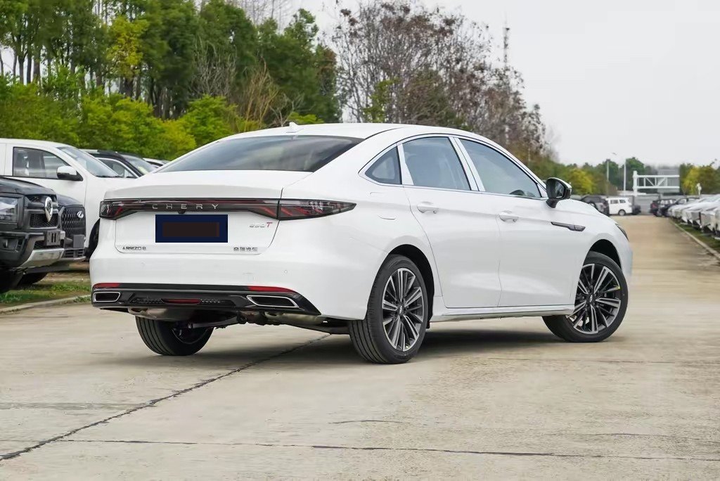 Chery Arrizo 8 Pro 2026 #9 Chery Arrizo 8 Pro 2026 صورة سيارة #9