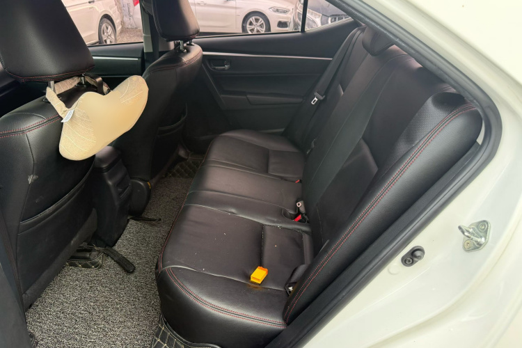 Toyota Corolla 2017 car image #17