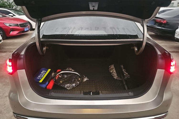 GEELY Emgrand 2026 #19 GEELY Emgrand 2026 immagine di auto #19