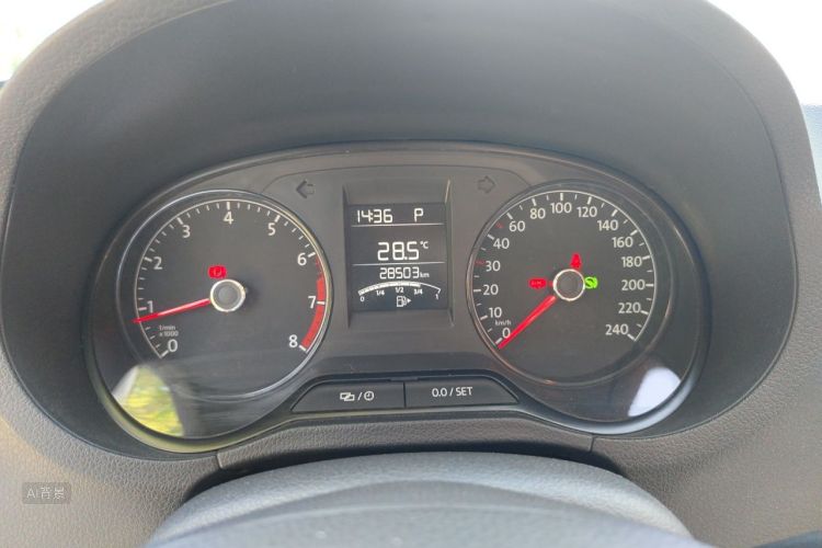 Volkswagen Polo 2016 #13 Volkswagen Polo 2016 car image #13
