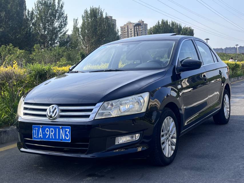 Volkswagen Santana 2013 Volkswagen Santana 2013 car image