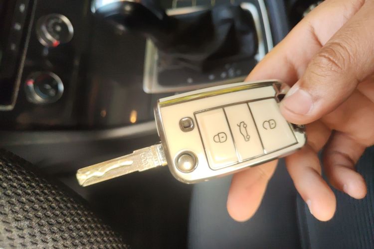 Volkswagen Golf 2019 imagem de carro #10