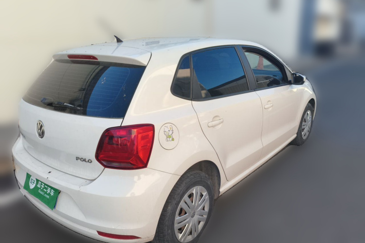 Volkswagen Polo 2019 car image #5