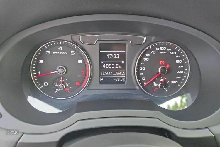 Audi Q3 2018 #14 Audi Q3 2018 car image #14