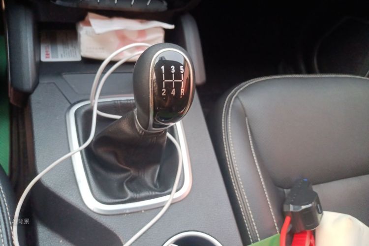 GEELY Vision X6 2017 car image #16