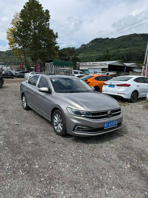 Volkswagen Bora 2021 Volkswagen Bora 2021 صورة سيارة