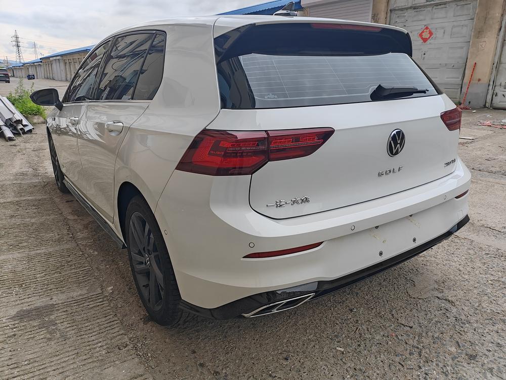 Volkswagen Golf 2022 #5 Volkswagen Golf 2022 صورة سيارة #5