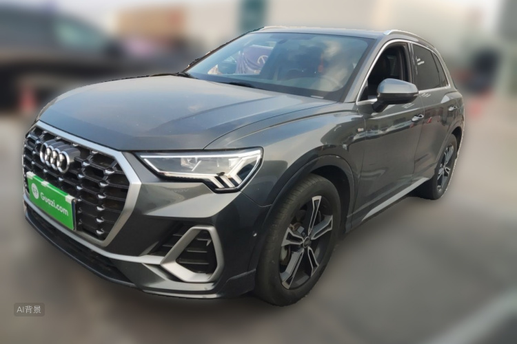 Audi Q3 2022 car image #2