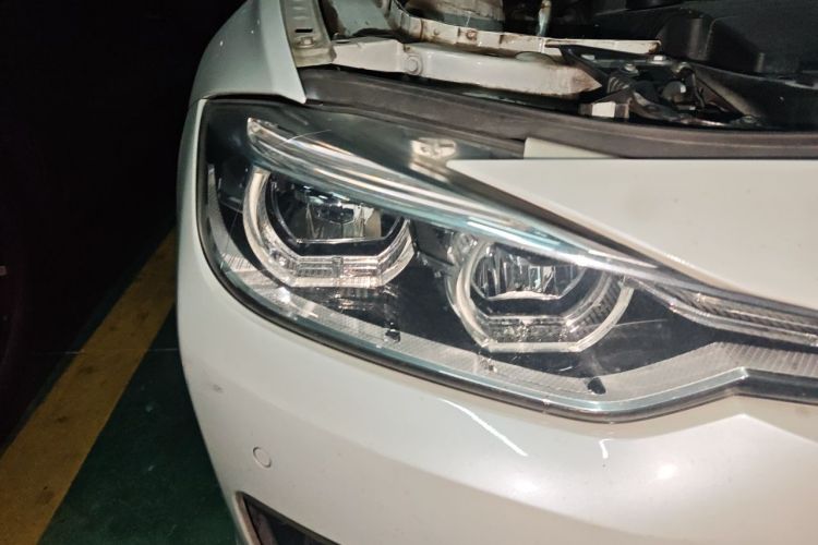 BMW 3 Series 2016 #8 BMW 3 Series 2016 car image #8