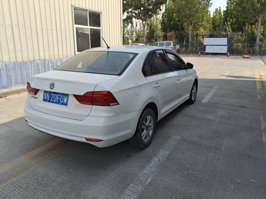 Volkswagen Santana 2019 car image #3