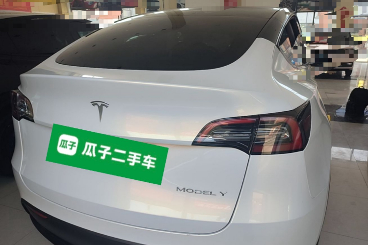 Tesla Model Y 2021 #6 Tesla Model Y 2021 immagine di auto #6