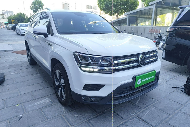 Volkswagen Tharu 2021 car image #6