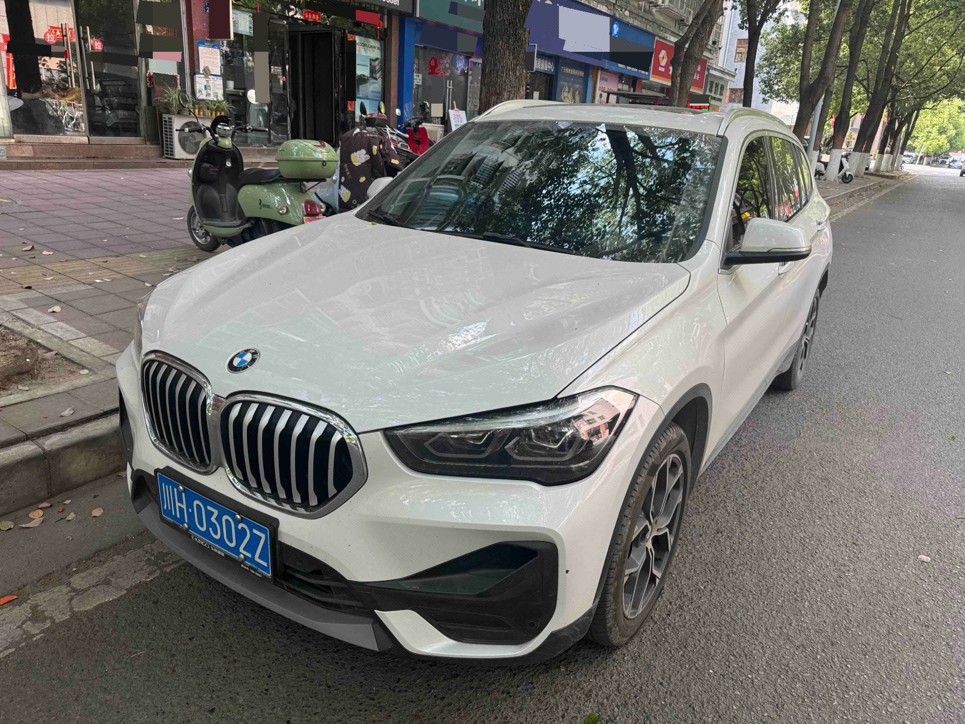 BMW X1 2021 BMW X1 2021 car image