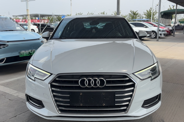 Audi A3 2020 immagine di auto #3