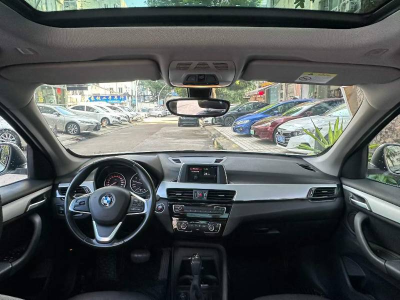 BMW X1 2018 #5 BMW X1 2018 car image #5