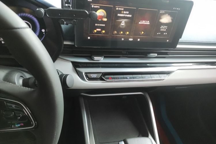 GEELY Emgrand 2022 #15 GEELY Emgrand 2022 car image #15