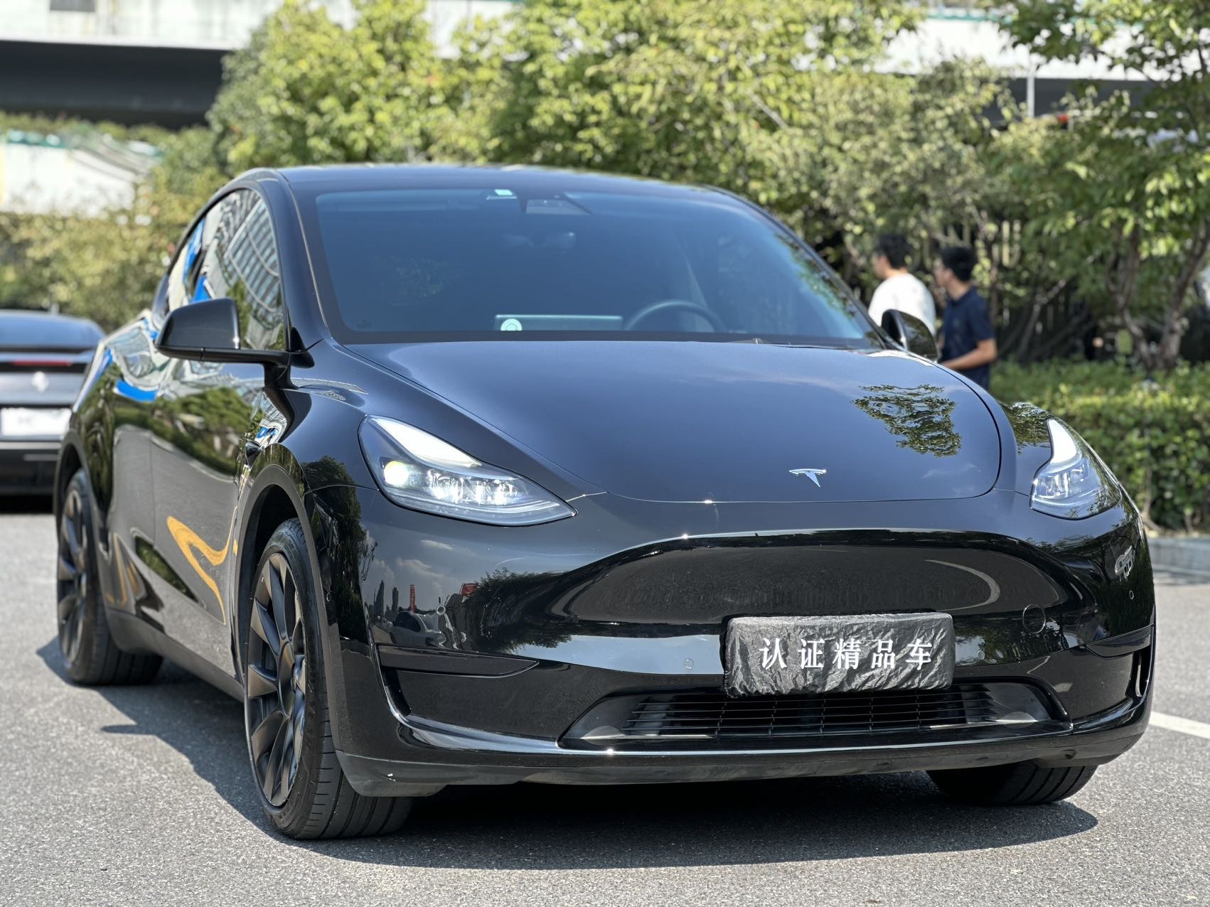 Tesla Model Y 2022 #5 Tesla Model Y 2022 car image #5