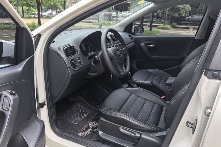 Volkswagen Polo 2019 #29 Volkswagen Polo 2019 car image #29