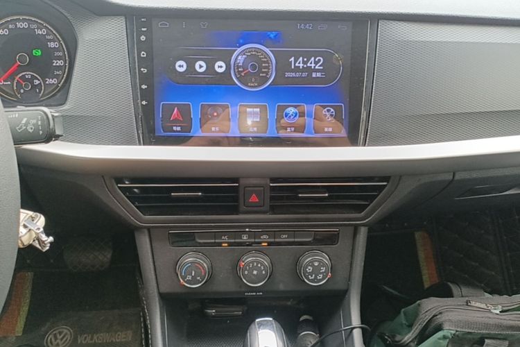 Volkswagen Lavida 2020 car image #17