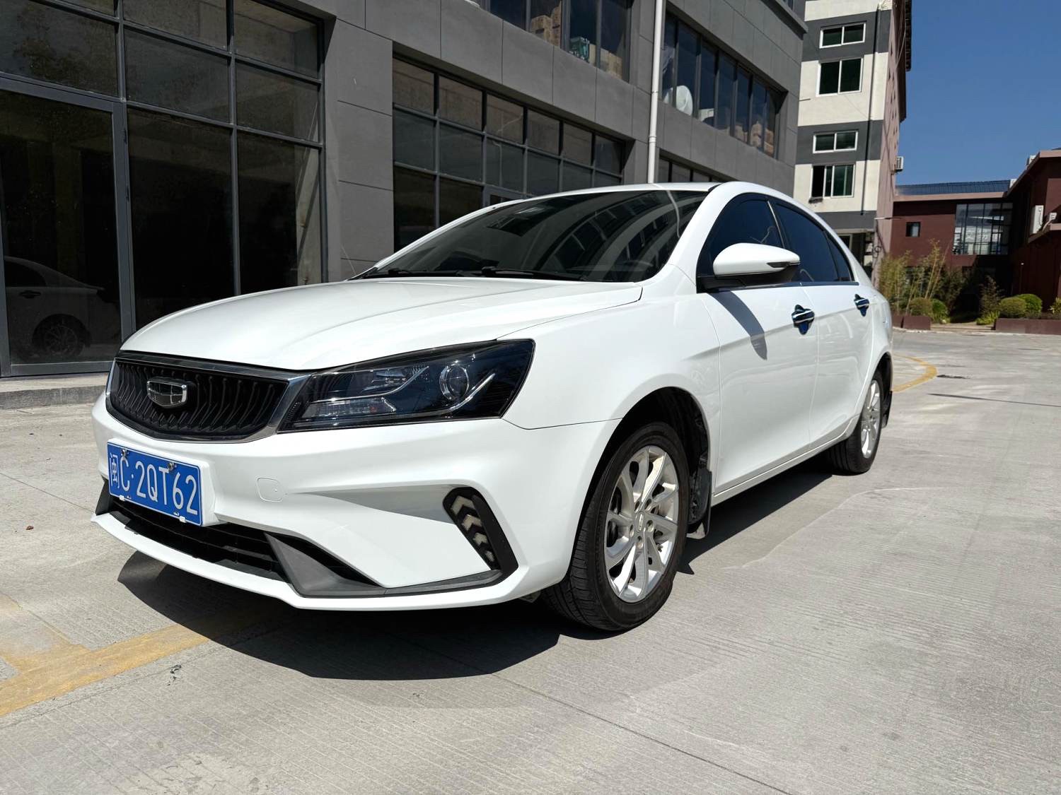 GEELY Emgrand 2021 car image 