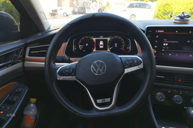 Volkswagen Bora 2023 car image #12
