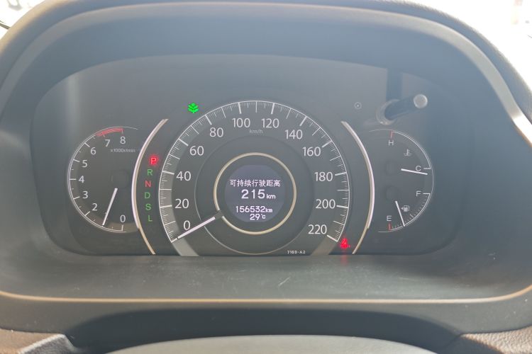 Honda CR-V 2016 immagine di auto #12