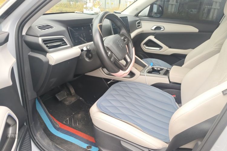 BYD YuanUP 2025 #18 BYD YuanUP 2025 immagine di auto #18