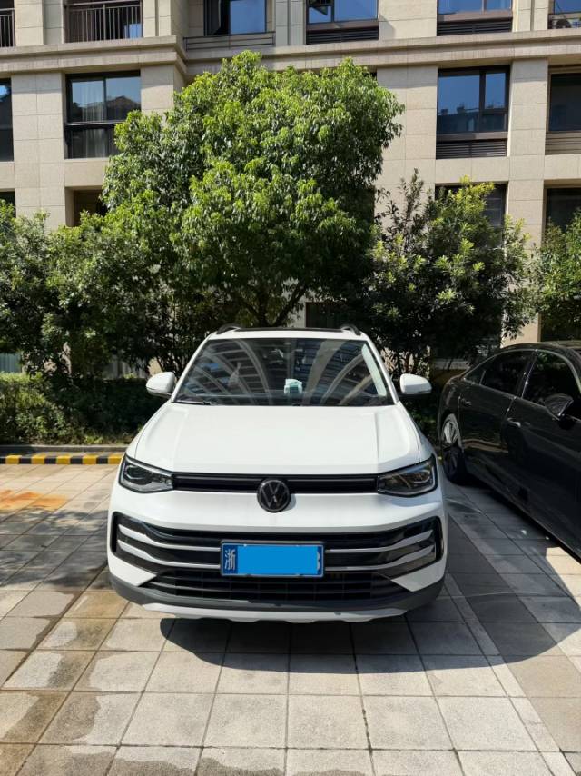 Volkswagen Tharu 2025 #2 Volkswagen Tharu 2025 car image #2