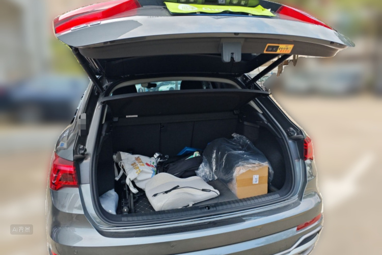 Audi Q3 2022 immagine di auto #21